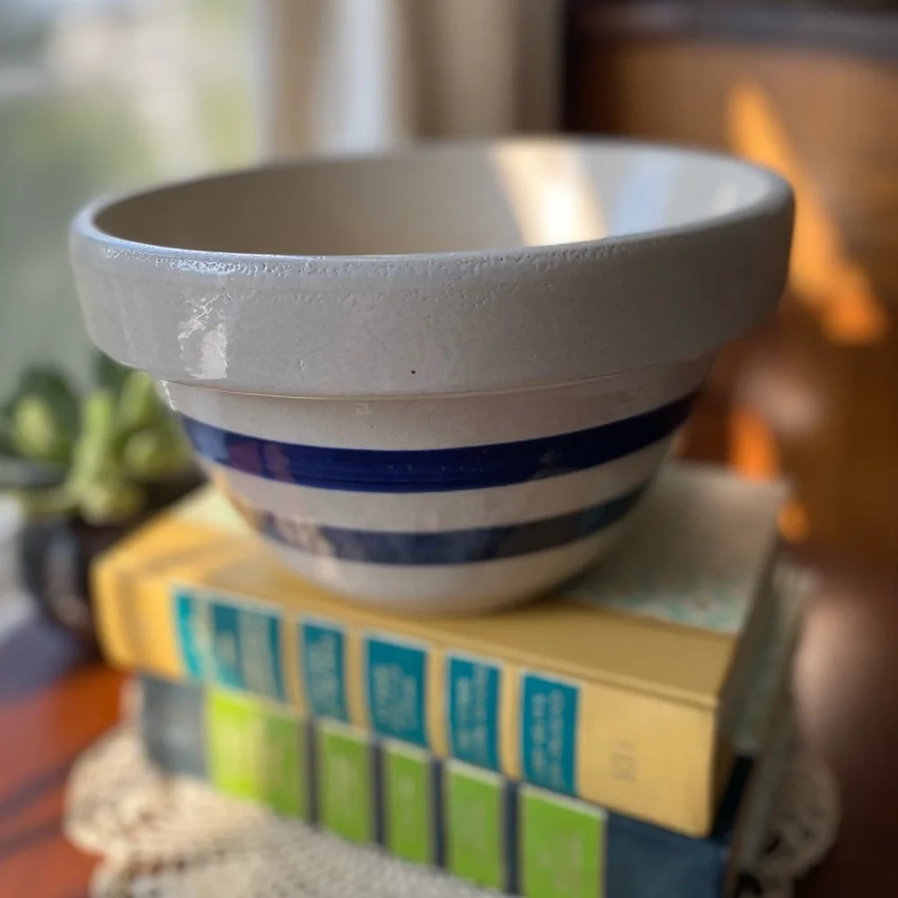 Vintage RRP Roseville Ohio Beige Blue Band 8”x5.5” Stoneware Mixing Bowl